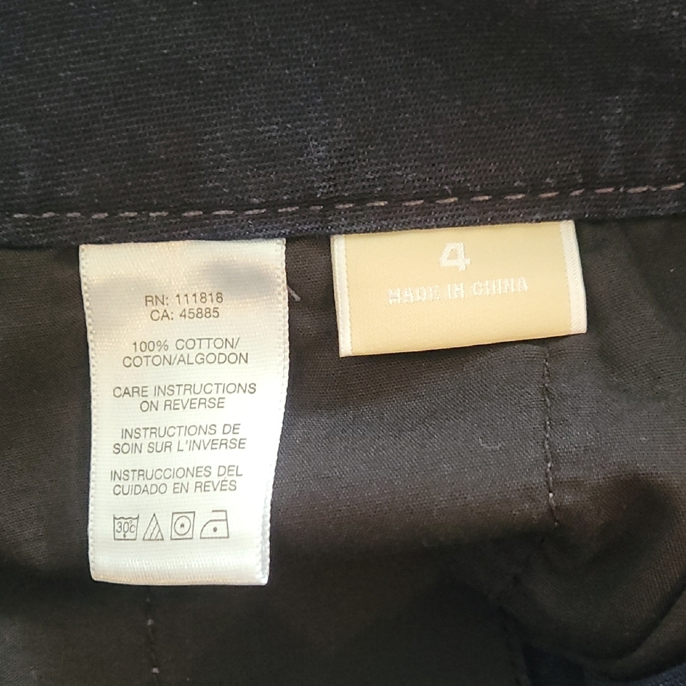 Women's Black Wide-Leg Jeans - Picture 10 of 11